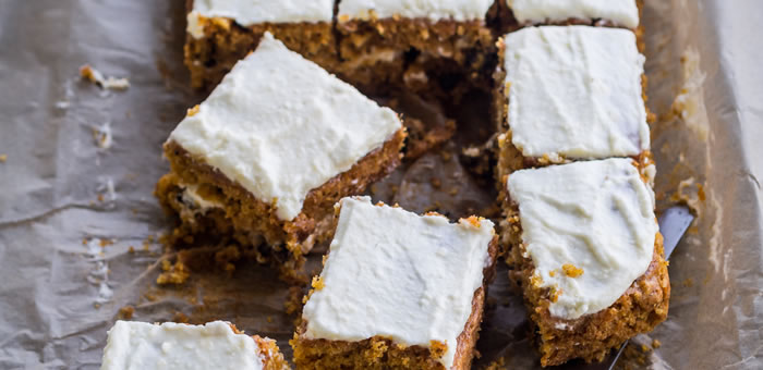 carrot cake top